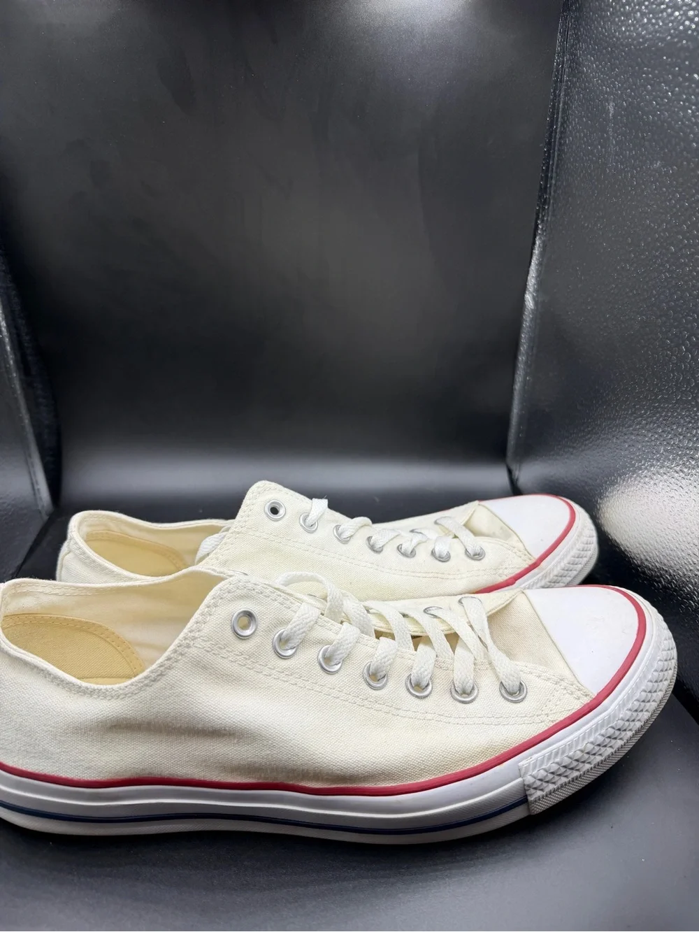 Canvas all Star Sneakers in Off-White with Red Trim